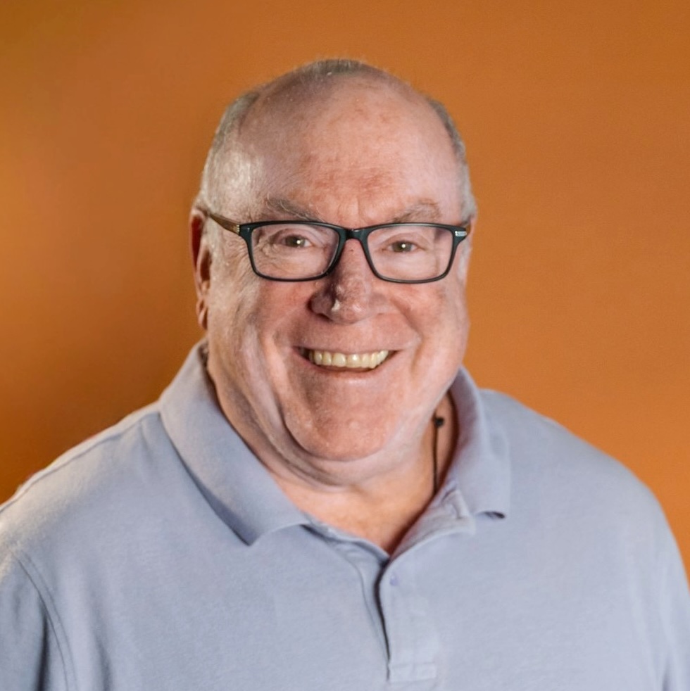 Robert Headshot